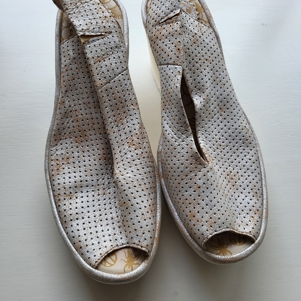 Fly London Distressed Silver Wedges Sz 39